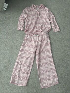 Hollister Pink and White Plaid Sleep Shorts